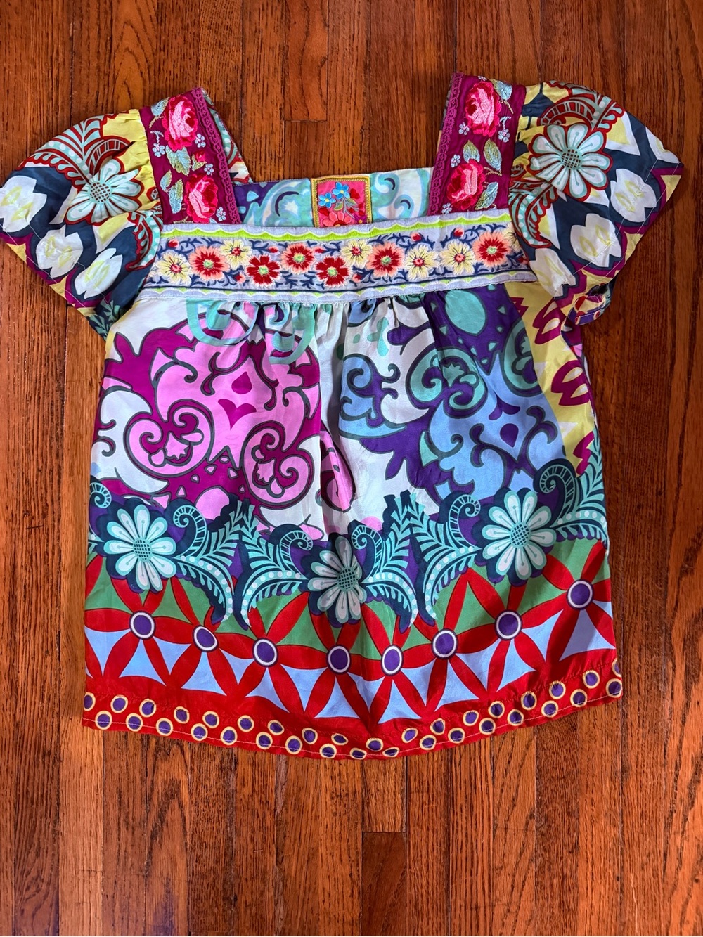 Johnny WAS Women's Silk Multicolor Floral Boho Top - Flutter Sleeve XS
